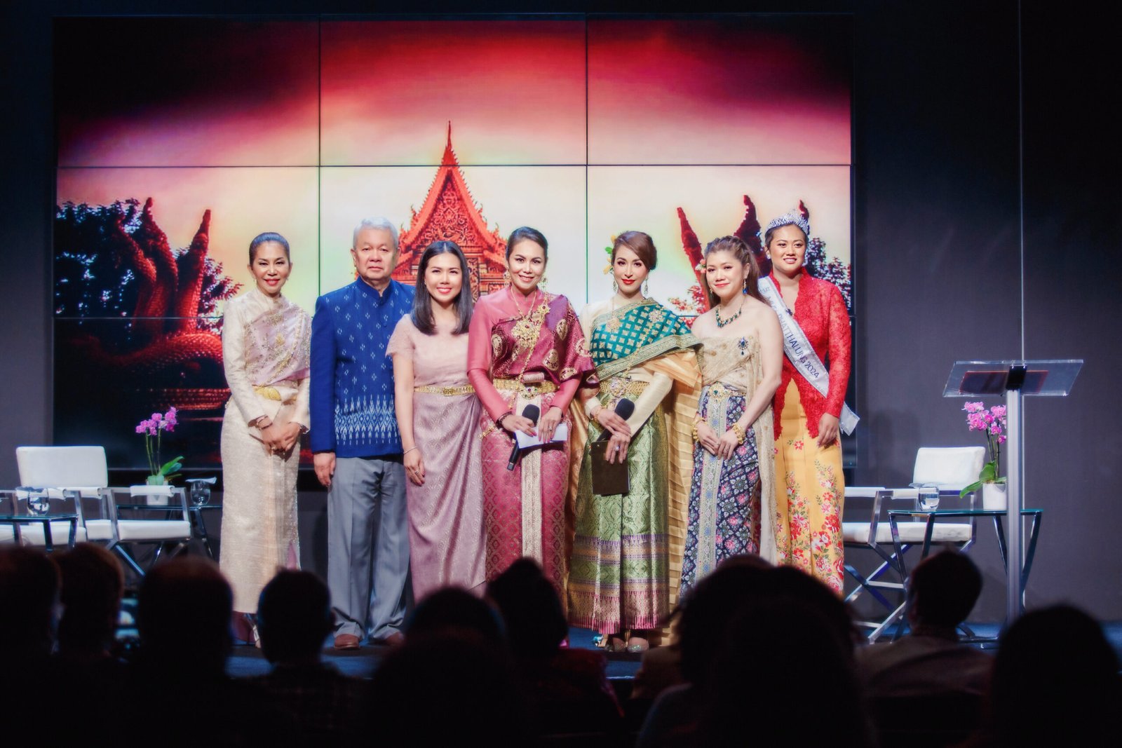 {"ARInfo":{"IsUseAR":false},"Version":"1.0.0","MakeupInfo":{"IsUseMakeup":false},"FaceliftInfo":{"IsChangeEyeLift":false,"IsChangeFacelift":false,"IsChangePostureLift":false,"IsChangeNose":false,"IsChangeFaceChin":false,"IsChangeMouth":false,"IsChangeThinFace":false},"BeautyInfo":{"IsAIBeauty":false,"OldBeautyCount":2,"IsSharpen":false,"SwitchMedicatedAcne":false,"IsBrightEyes":false,"IsOldBeauty":false,"IsReduceBlackEyes":false},"HandlerInfo":{"AppName":2},"FilterInfo":{"IsUseFilter":false}}