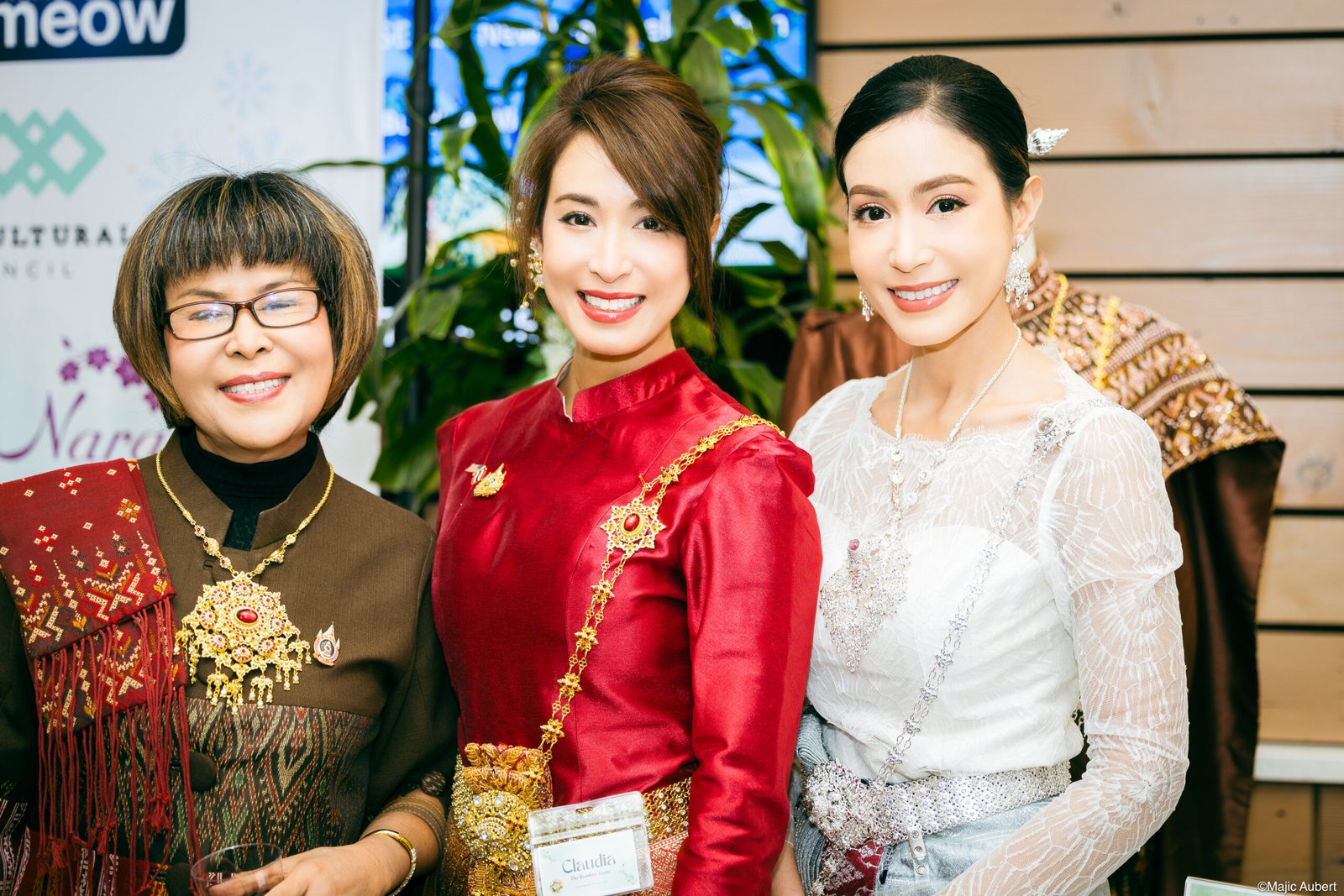 {"ARInfo":{"IsUseAR":false},"Version":"1.0.0","MakeupInfo":{"IsUseMakeup":false},"FaceliftInfo":{"IsChangeEyeLift":false,"IsChangeFacelift":false,"IsChangePostureLift":false,"IsChangeNose":false,"IsChangeFaceChin":false,"IsChangeMouth":false,"IsChangeThinFace":false},"BeautyInfo":{"IsAIBeauty":false,"OldBeautyCount":1,"IsSharpen":false,"SwitchMedicatedAcne":false,"IsBrightEyes":false,"IsOldBeauty":false,"IsReduceBlackEyes":false},"HandlerInfo":{"AppName":2},"FilterInfo":{"IsUseFilter":false}}